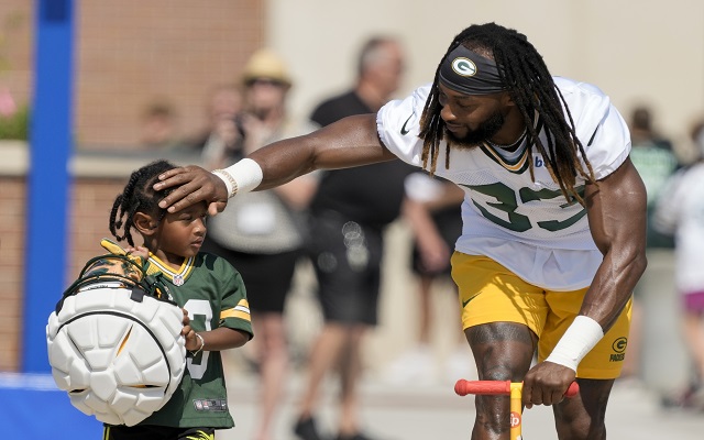 Running back Aaron Jones getting more vocal as he helps lead young Packers offense