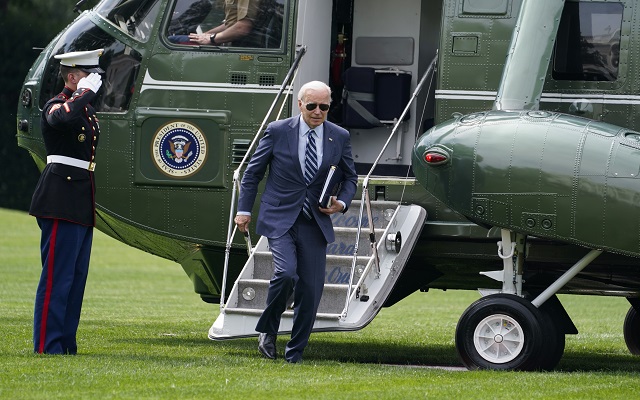 Biden heads to battleground Wisconsin to talk about the economy a week before GOP debate